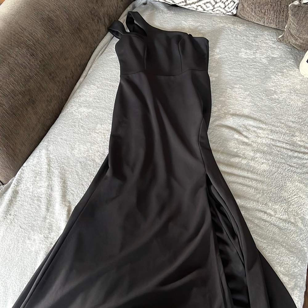 Xscape, Long, black formal dress, one sided off the shoulder